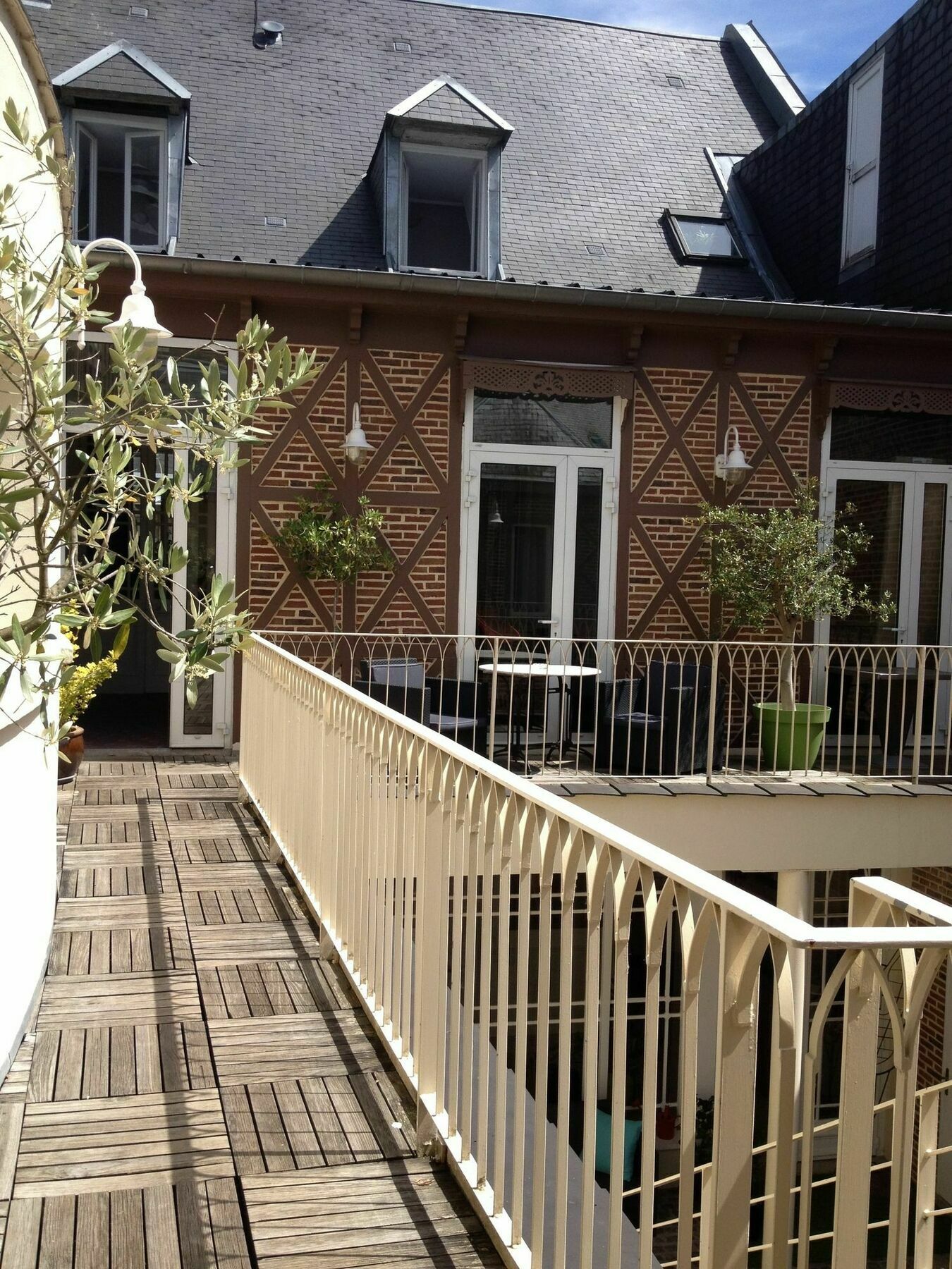 Hotel Le Prieure Et La Residence Amiens Eksteriør bilde