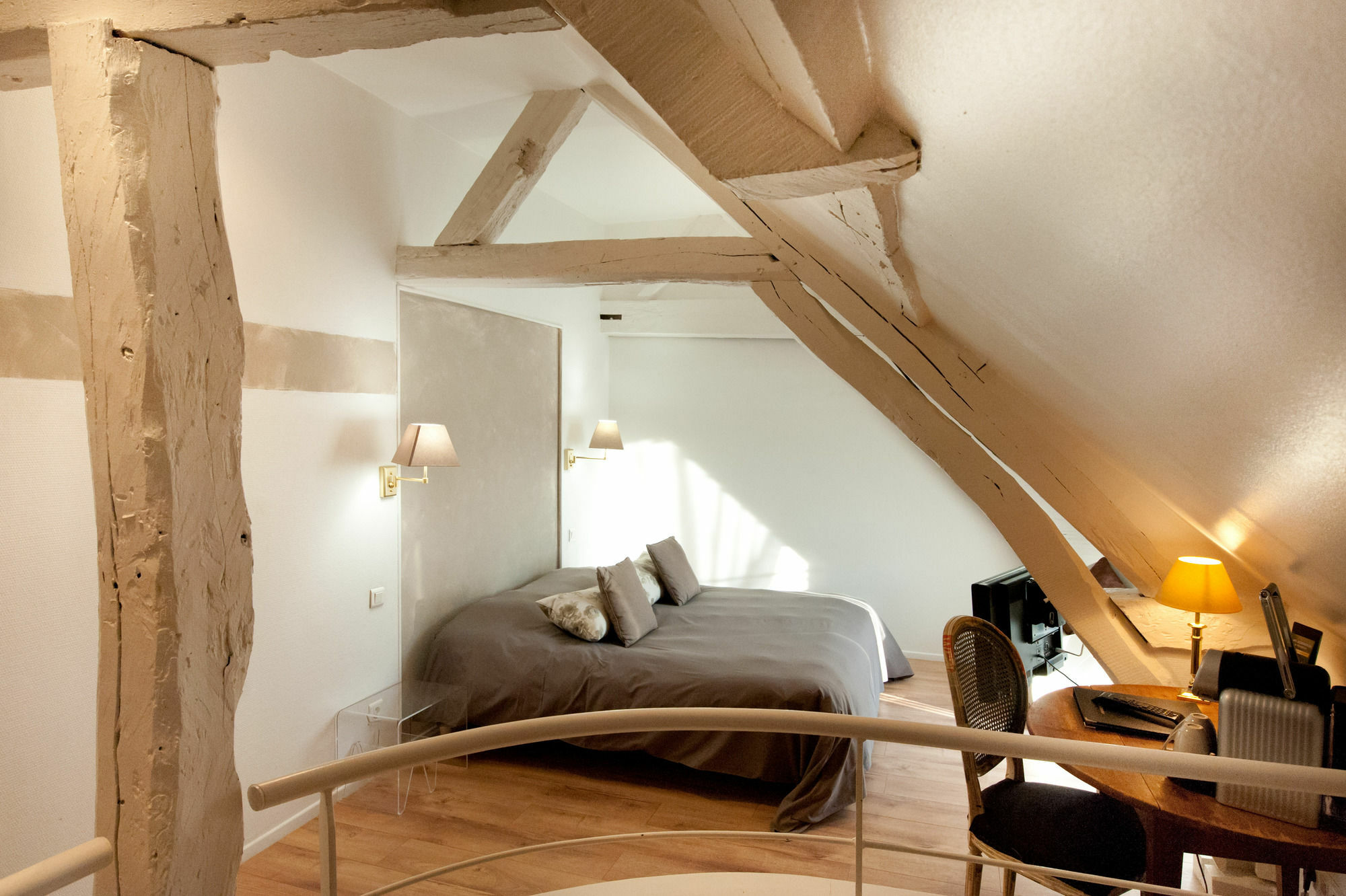 Hotel Le Prieure Et La Residence Amiens Eksteriør bilde